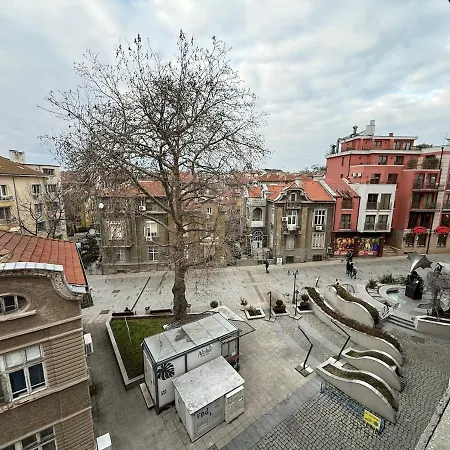 Apartment Two-bedroom In The Heart Of Burgas, Bogoridi Street Burgas City