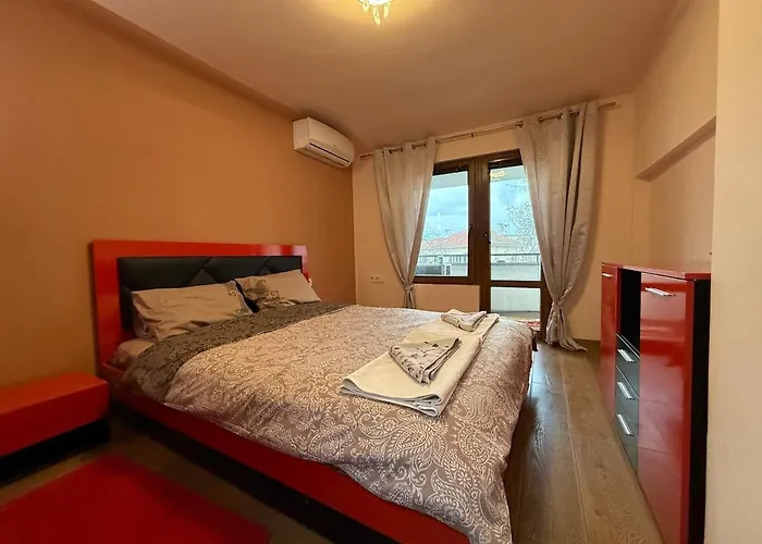 Two-bedroom In The Heart Of Burgas, Bogoridi Street Apartamento Burgas